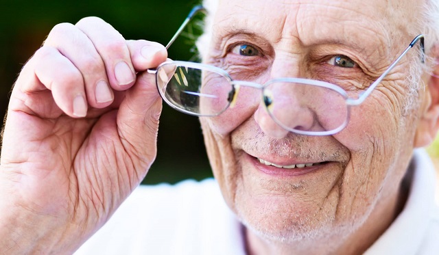 Omega-3 giàu DHA giúp cải thiện thị lực ở người cao tuổi